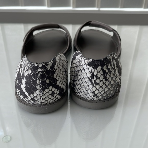 Vince Sandals Sz 7m - Picture 4 of 6